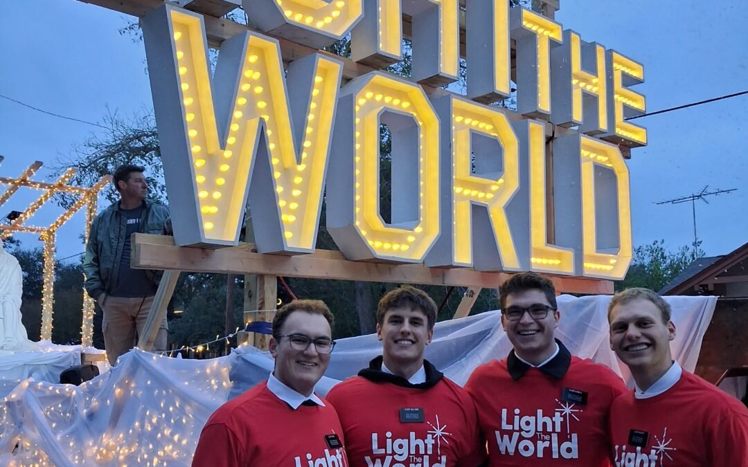 Doing Incredible Happy Parades In Christmas Seguin!